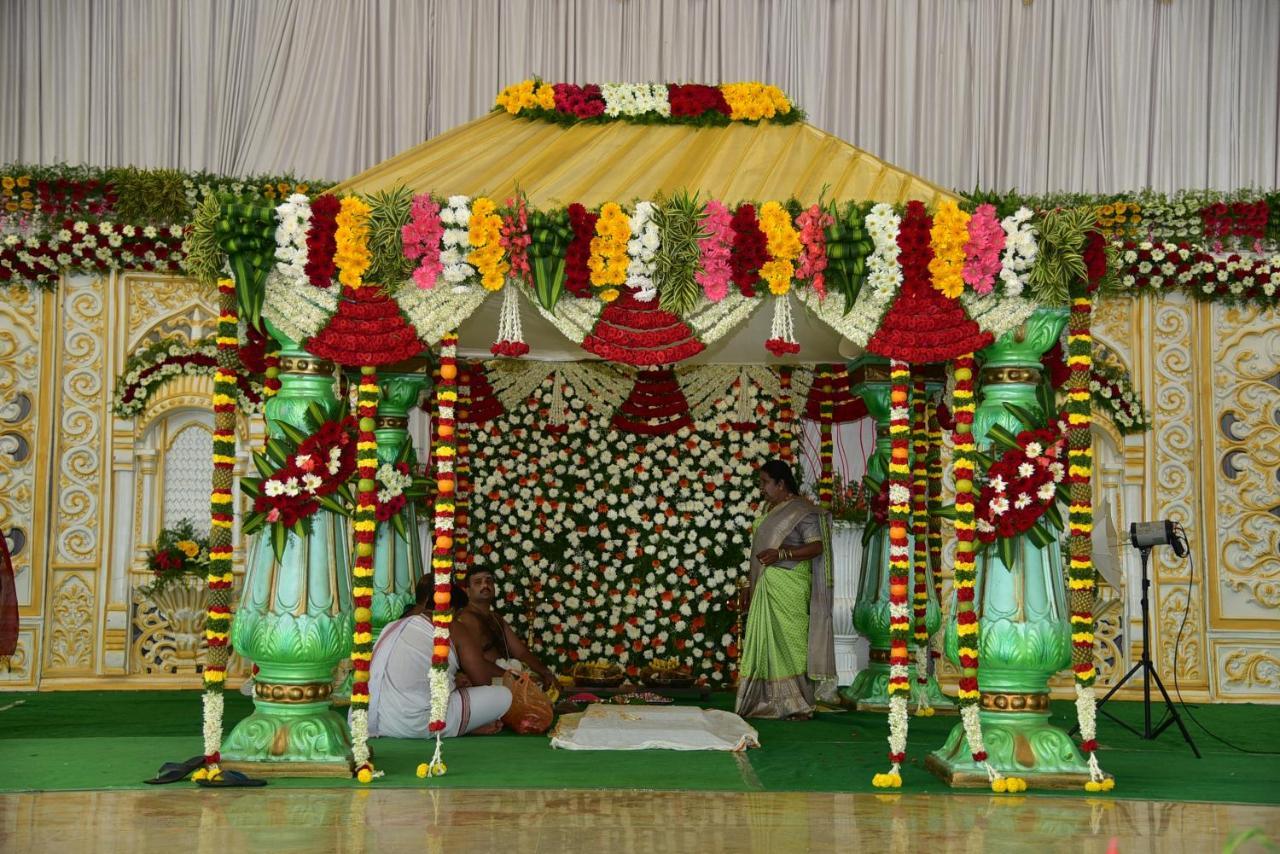 Vistar Pavithra Vivaha Convention Hall Jigani エクステリア 写真
