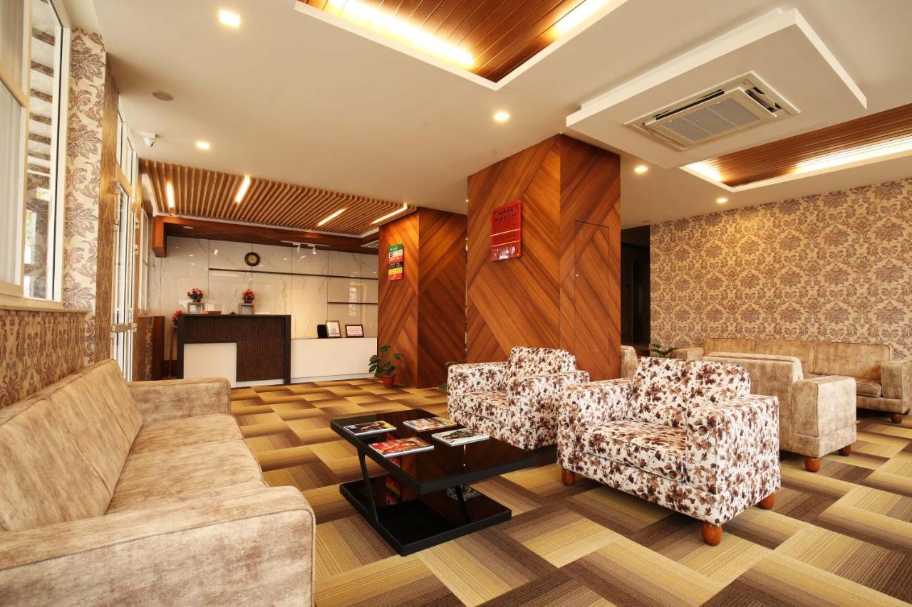 Vistar Pavithra Vivaha Convention Hall Jigani エクステリア 写真