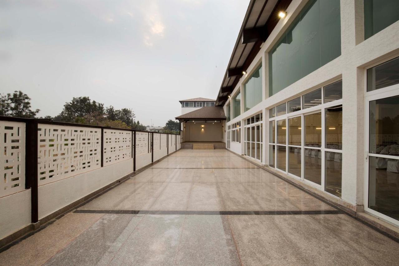 Vistar Pavithra Vivaha Convention Hall Jigani エクステリア 写真